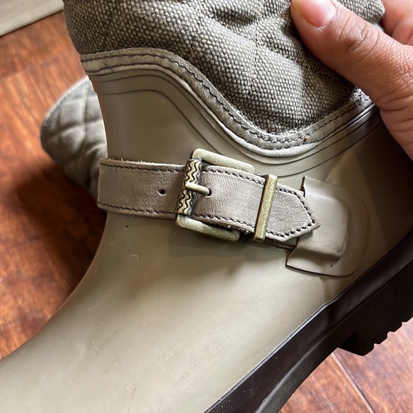 Sperry Walker Gray/Taupe Quilted Boots - Picture 8 of 9